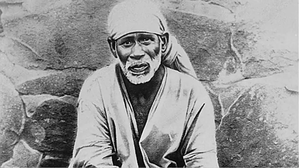 साईं बाबा पर निबंध Essay on Sai Baba in Hindi