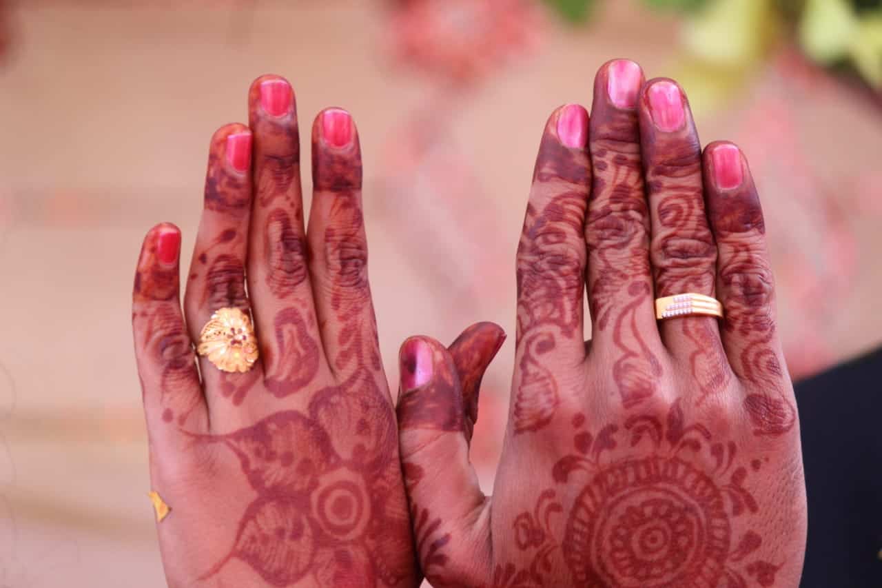 विवाह में सगाई की रस्म Indian Wedding Ritual Ring Ceremony in Hindi