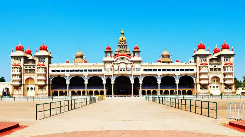 मैसूर पैलेस की वास्तुकला व इतिहास Mysore Palace history in Hindi