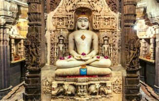 महावीर जयंती पर निबंध Essay on Mahavir Jayanti in Hindi