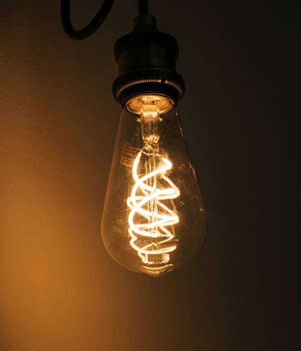 बल्ब का आविष्कार (Invention of Bulb)